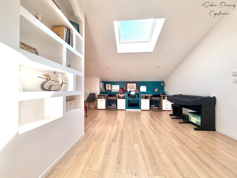 Maison - 185 m² - 5 pièces