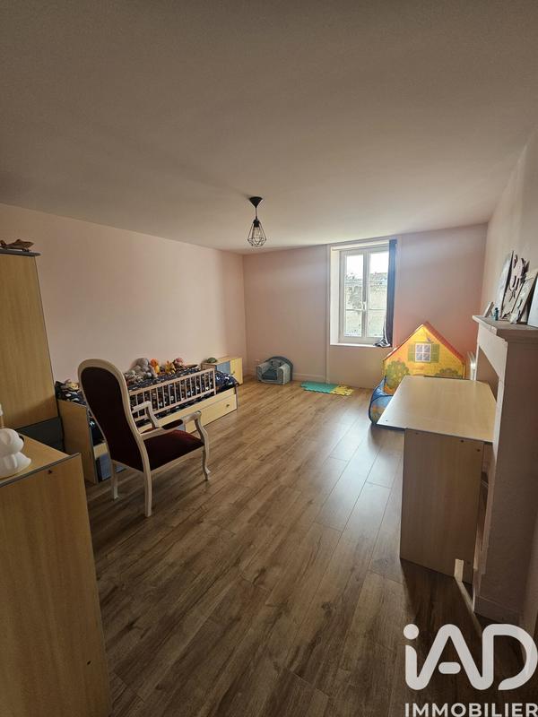 Maison - 350 m² - 12 pièces