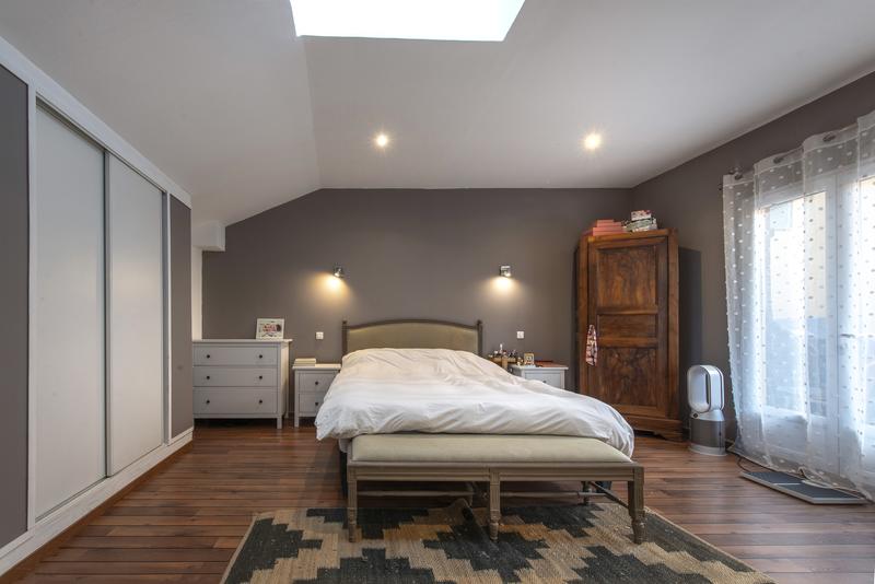 Maison - 192 m² - 7 pièces