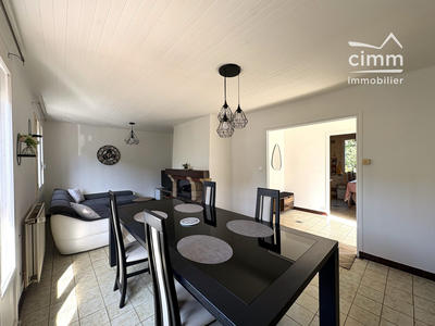 Maison - 103 m² - 5 pièces