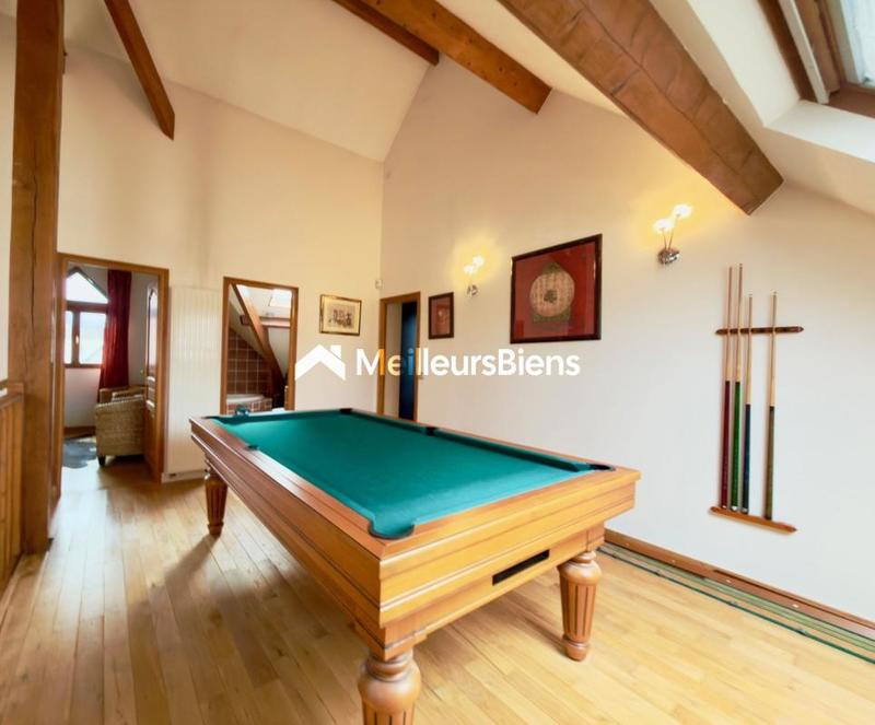 Maison - 144 m² - 7 pièces