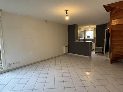 Maison traditionnelle - 65 m² - 3 pièces