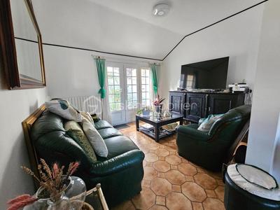 Pavillon - 130 m² - 5 pièces