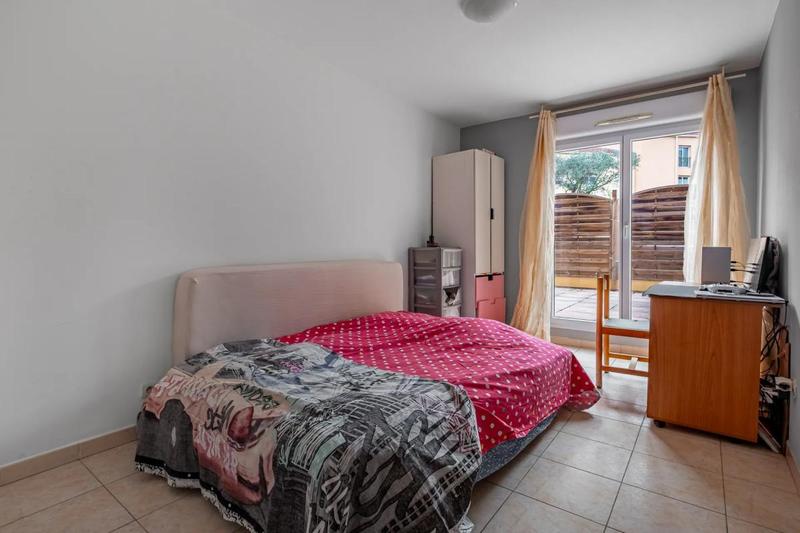 Appartement - 83 m² - 4 pièces