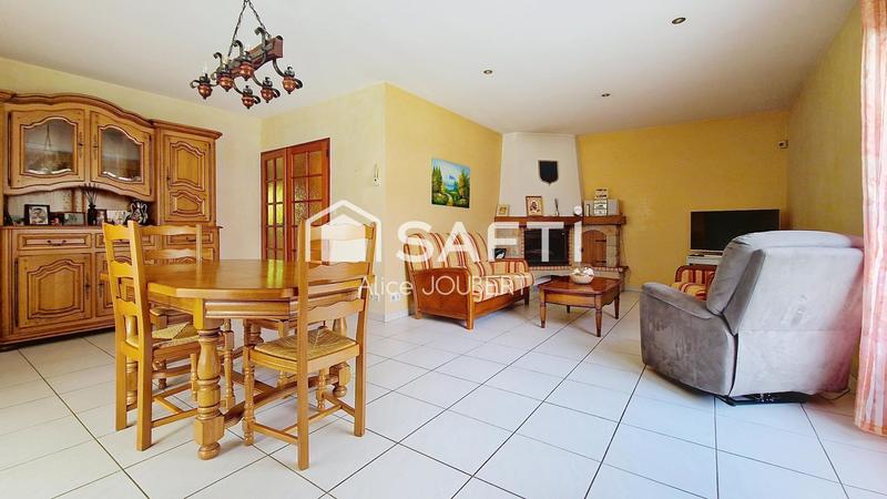 Maison - 99 m² - 5 pièces