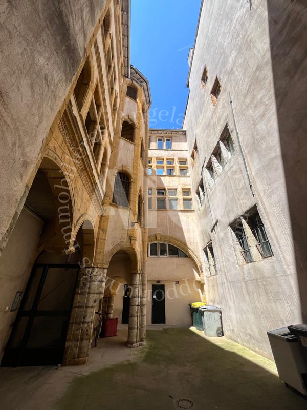 Local commercial - 149 m²