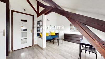 Studio - 16 m² - 1 pièce