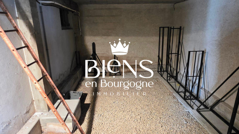 Maison traditionnelle - 174 m² - 7 pièces