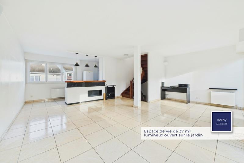 Maison - 91 m² - 4 pièces