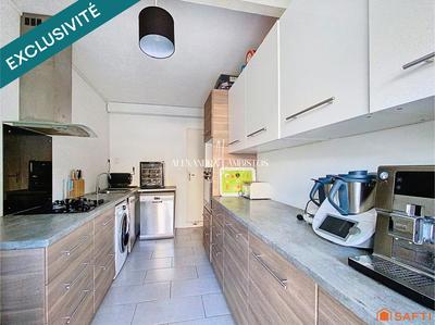 Maison - 87 m² - 5 pièces