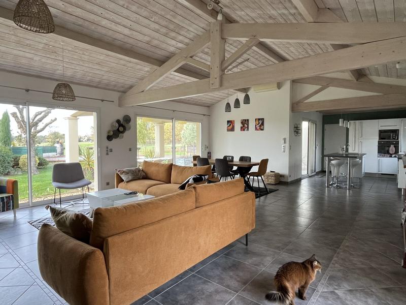 Maison - 146 m² - 6 pièces