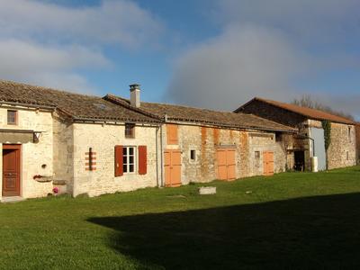 Maison - 140 m² - 7 pièces