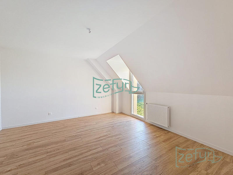 Maison traditionnelle - 105 m² - 6 pièces