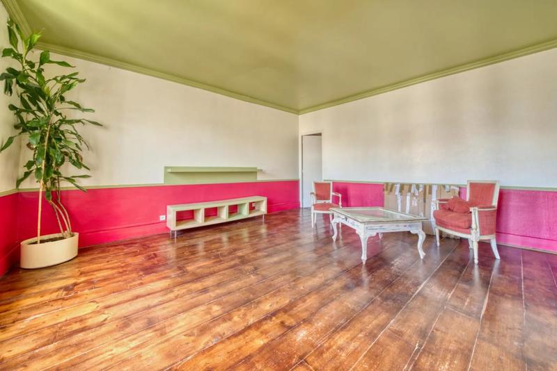 Appartement - 190 m² - 6 pièces