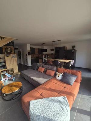 Maison - 85 m² - 4 pièces