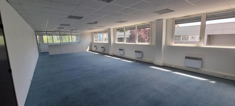 Bureau - 134 m²