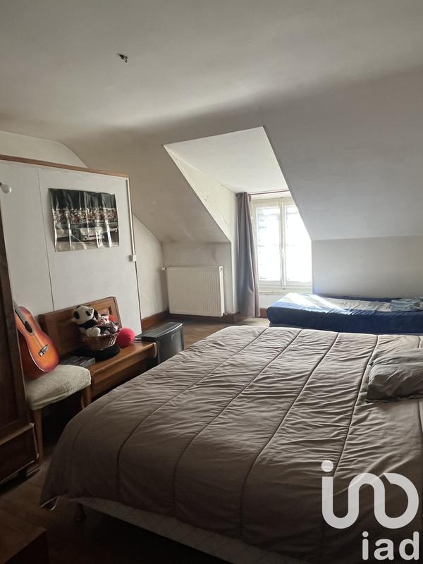 Maison - 93 m² - 5 pièces