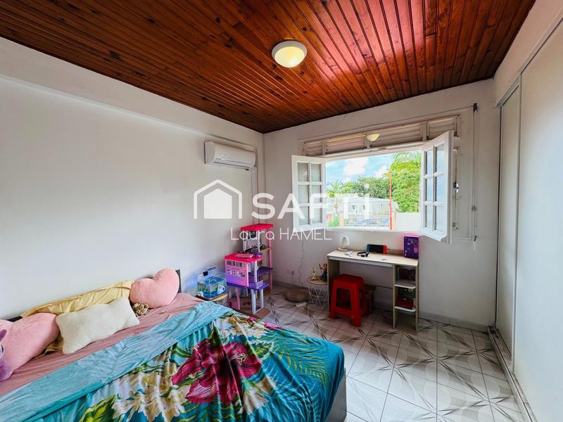 Maison - 209 m² - 8 pièces