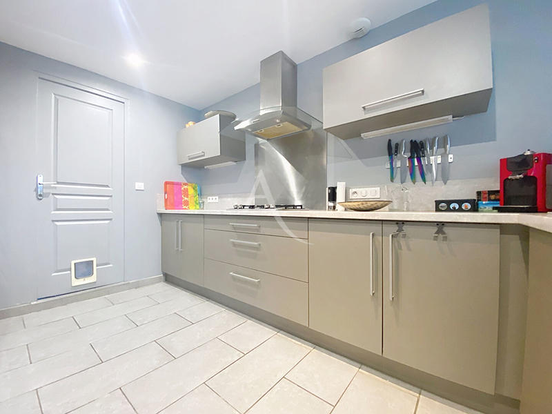 Maison - 194 m² - 6 pièces