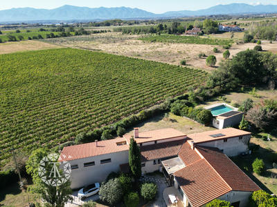 Villa - 354 m² - 11 pièces