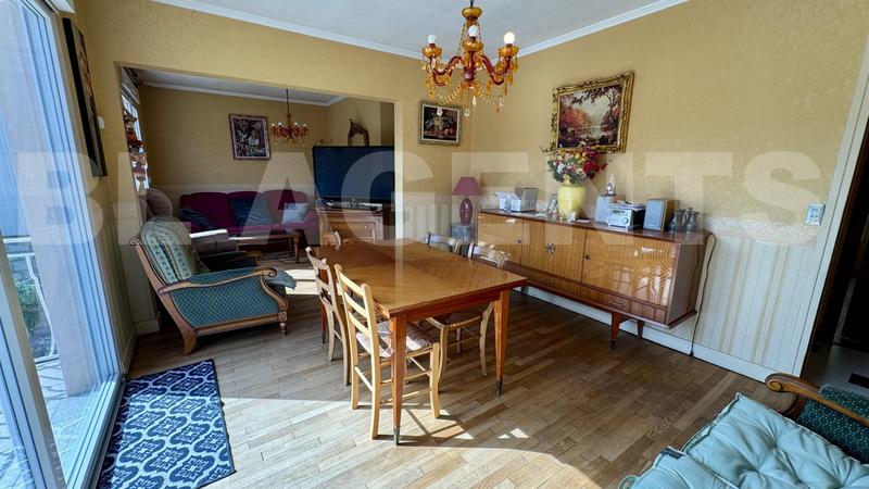 Maison - 139 m² - 7 pièces