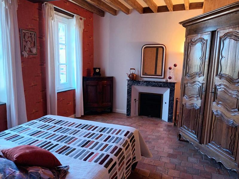 Maison - 240 m² - 4 pièces