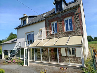 Maison - 103 m² - 7 pièces