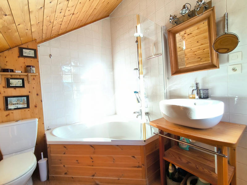 Châlet - 206 m² - 9 pièces