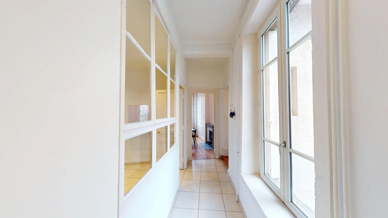 Appartement - 80 m² - 4 pièces