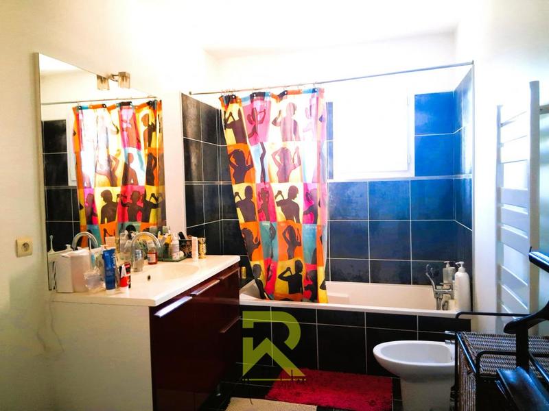 Maison - 84 m² - 3 pièces