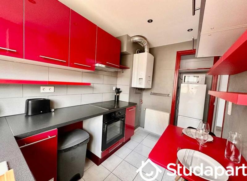 Chambre - 10 m² - 1 pièce