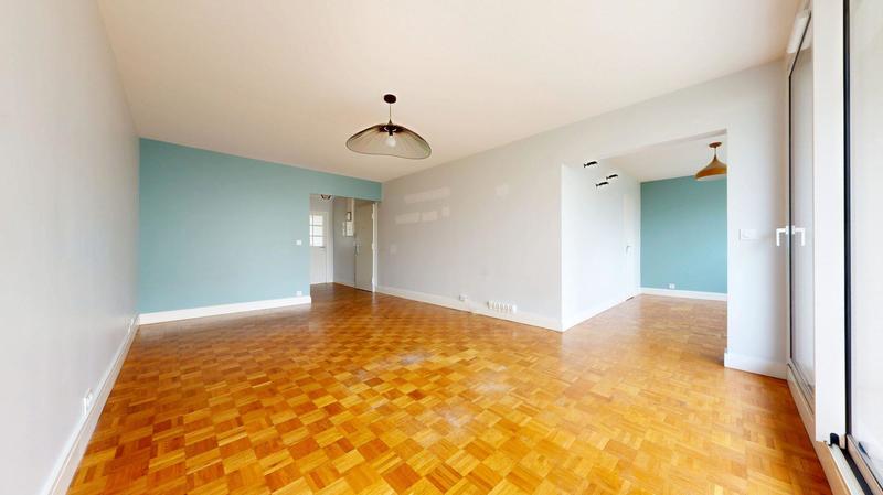 Appartement - 80 m² - 4 pièces