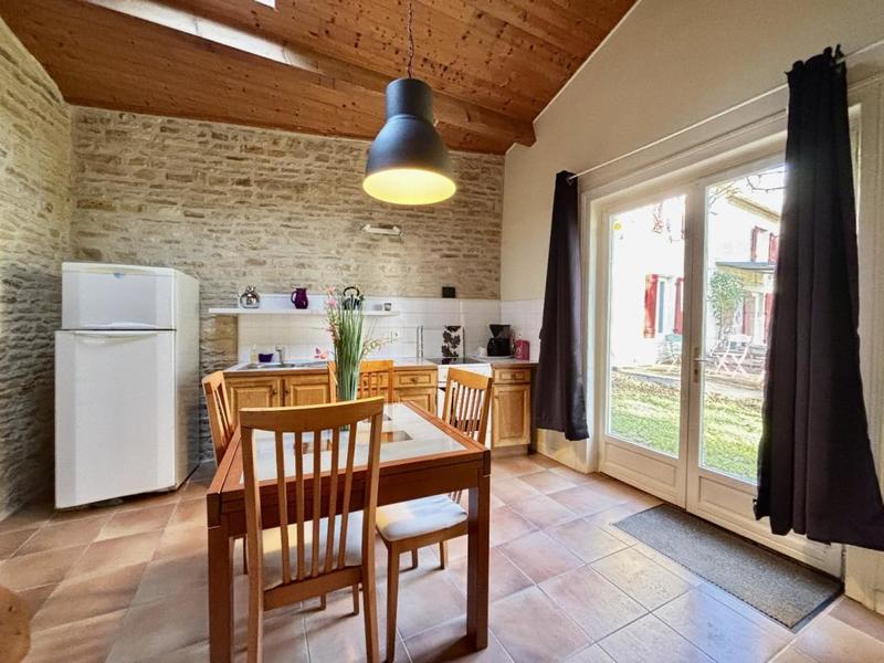 Maison - 250 m² - 9 pièces