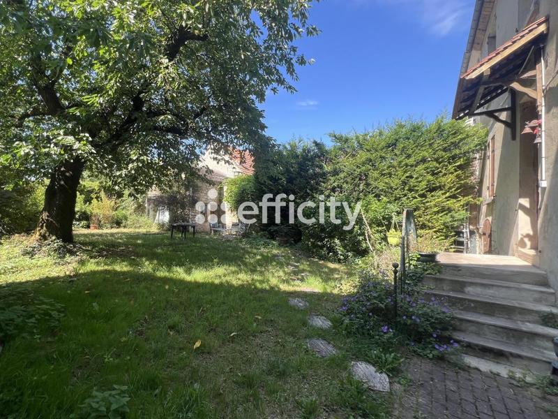 Maison - 153 m² - 6 pièces