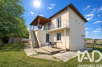 Maison - 88 m² - 4 pièces