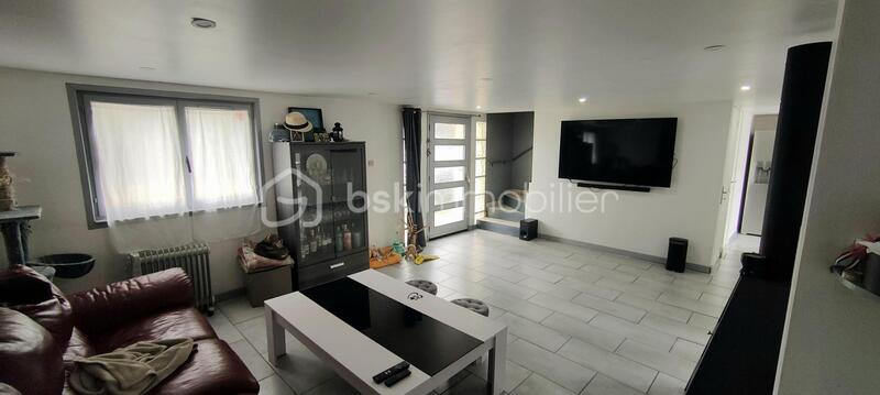 Maison traditionnelle - 128 m² - 6 pièces