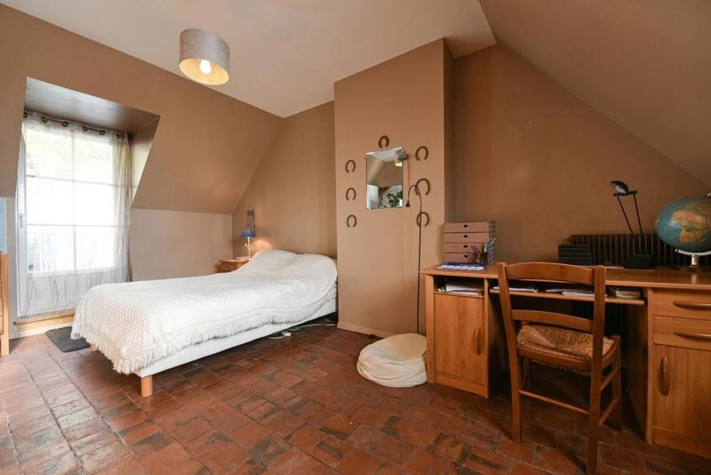 Maison - 186 m² - 7 pièces