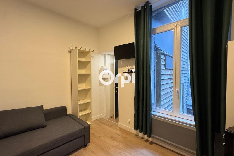 Studio - 13 m² - 1 pièce