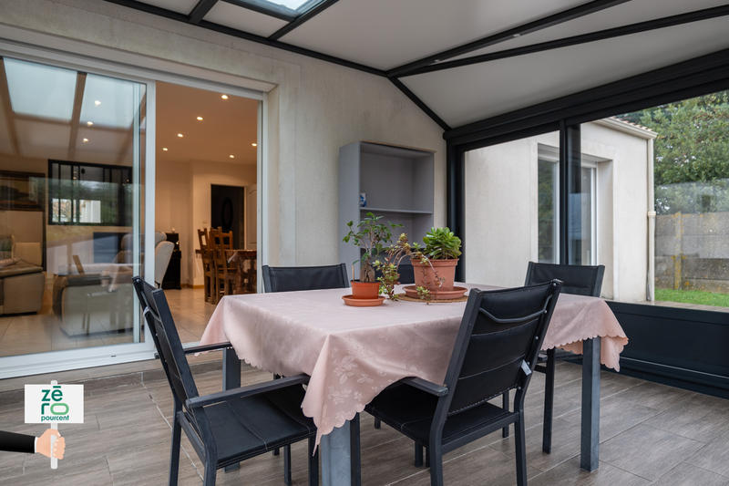 Maison - 161 m² - 7 pièces