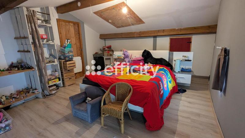 Maison - 92 m² - 6 pièces