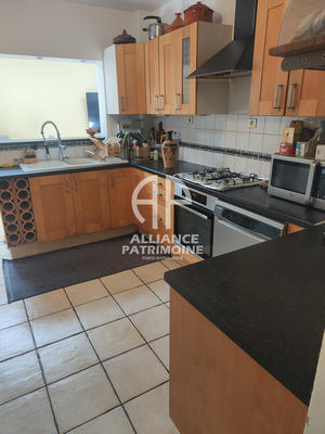 Maison traditionnelle - 120 m² - 6 pièces