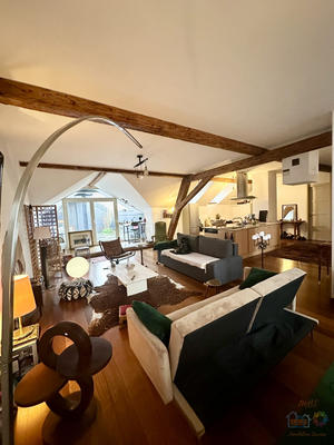 Appartement - 120 m² - 3 pièces