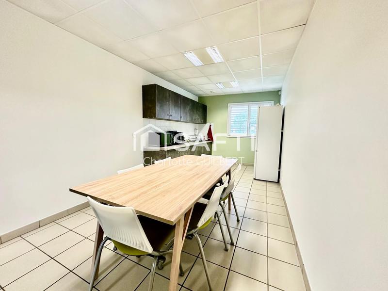 Bureau - 252 m²