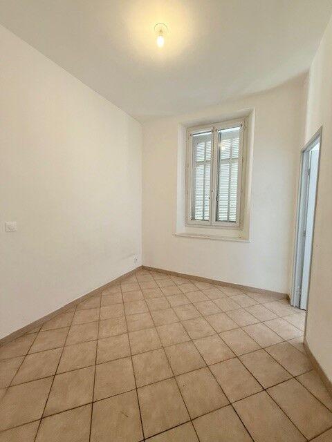 Appartement - 76 m² - 4 pièces