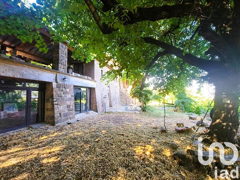 Maison - 282 m² - 11 pièces