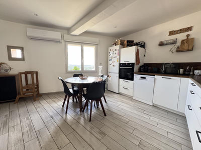 Maison - 90 m² - 3 pièces