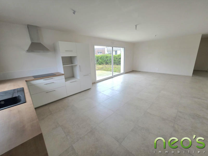 Maison - 92 m² - 4 pièces