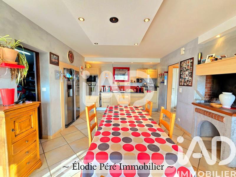 Maison de maîtres - 235 m² - 6 pièces