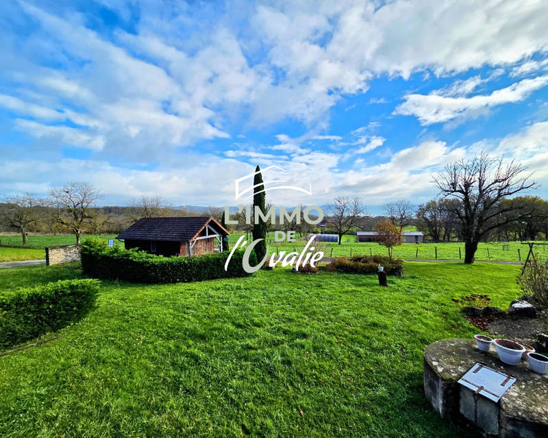 Maison - 162 m² - 9 pièces