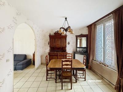 Maison - 97 m² - 4 pièces